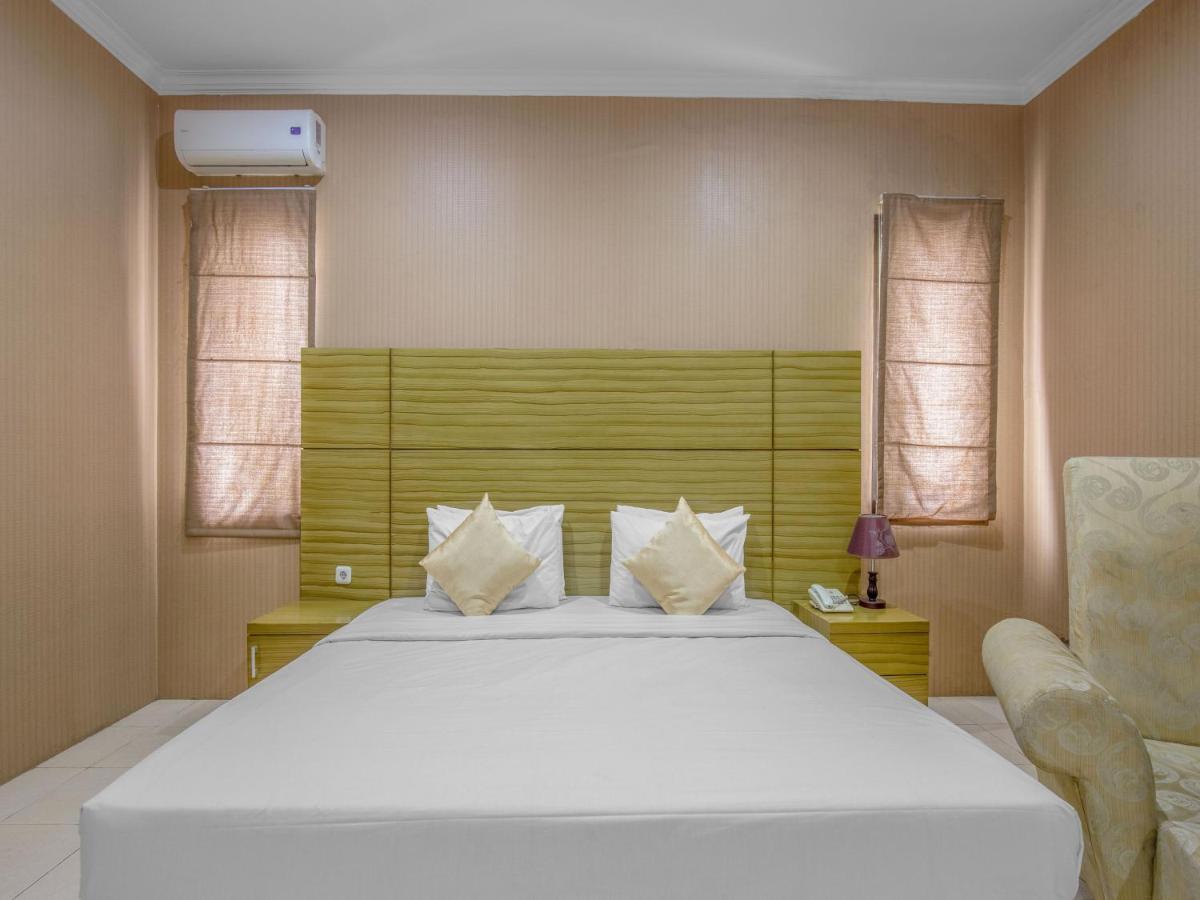 Takashimaya Hotel & Convention Лембанг Екстер'єр фото