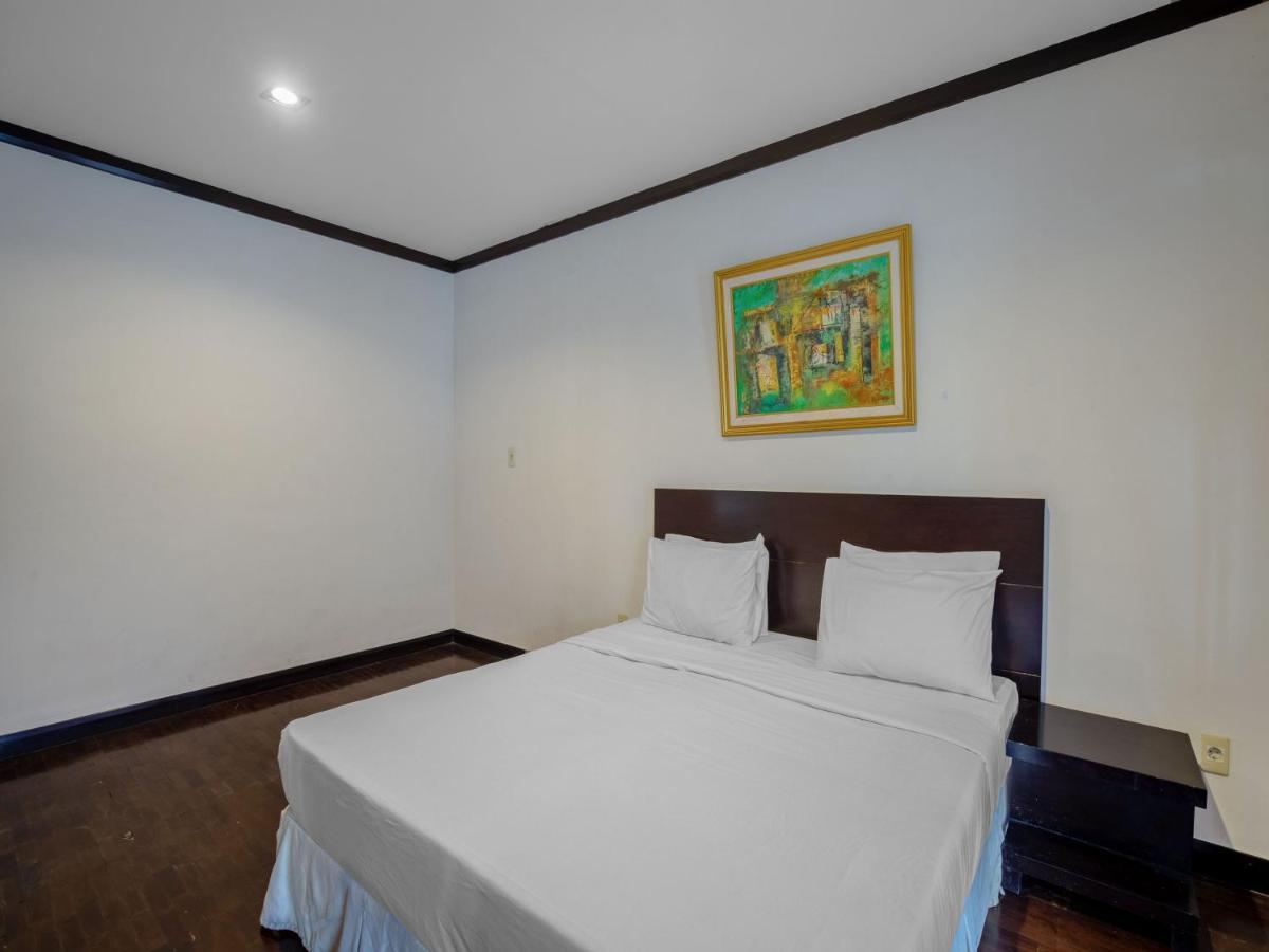 Takashimaya Hotel & Convention Лембанг Екстер'єр фото